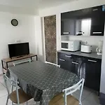 Apartment Location Saisonniere Cozes