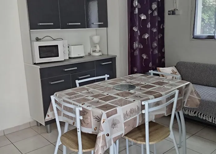 Location Saisonniere Apartamento Cozes